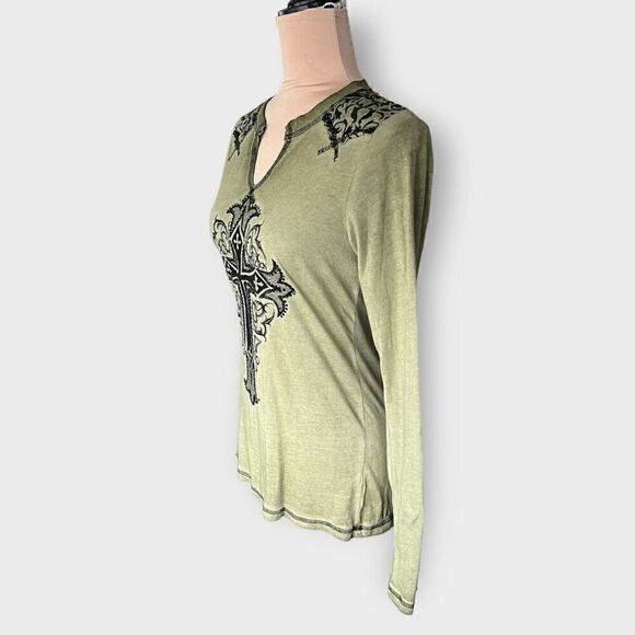 Affliction Women's M Long Sleeve Lace Cross Embellished Tee Acid Wash Green Goth - Picture 3 of 5
